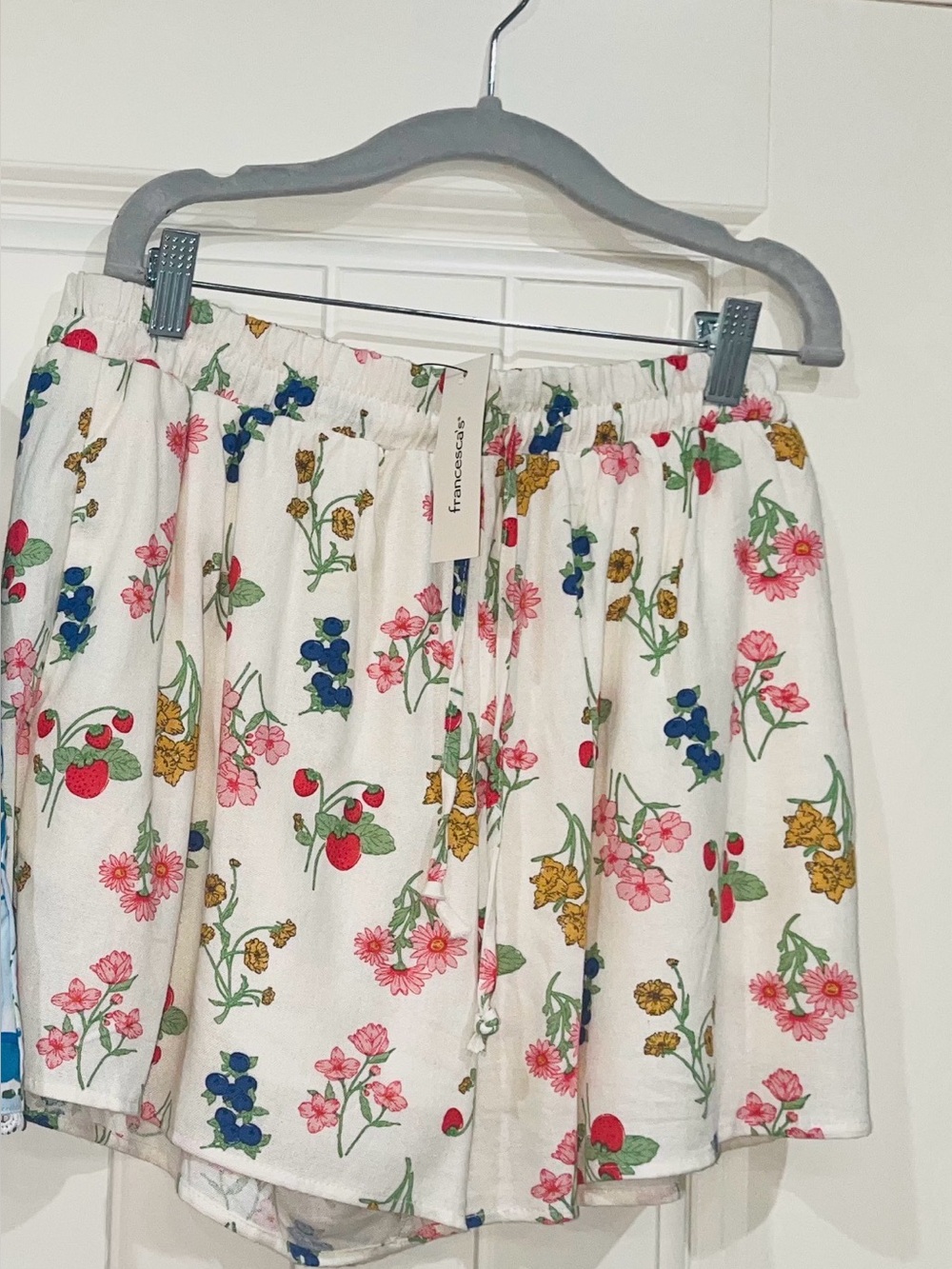 Ladies size medium shorts. NWT
